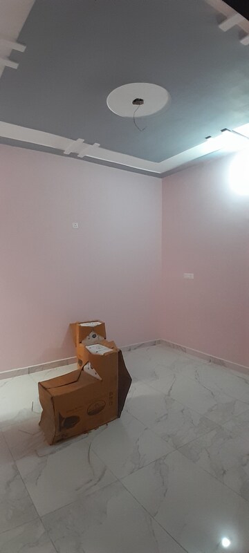 Furnished Amenities in 3.5 BHK Independent House at Sardhana Road – for Sale