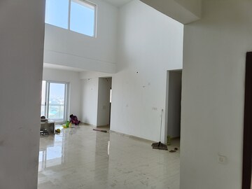 Room in 4 BHK Penthouse at Omaxe Royal Residency Faridabad, Sector 79 – for Sale