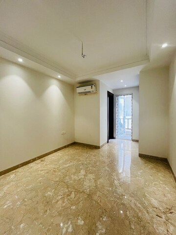 Room in 4 BHK Builder Floor at Kohli One Malibu Town, Sector 47 – for Sale