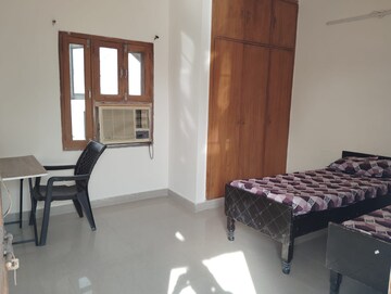 Room in  Pg at Sector 32 – for Rent