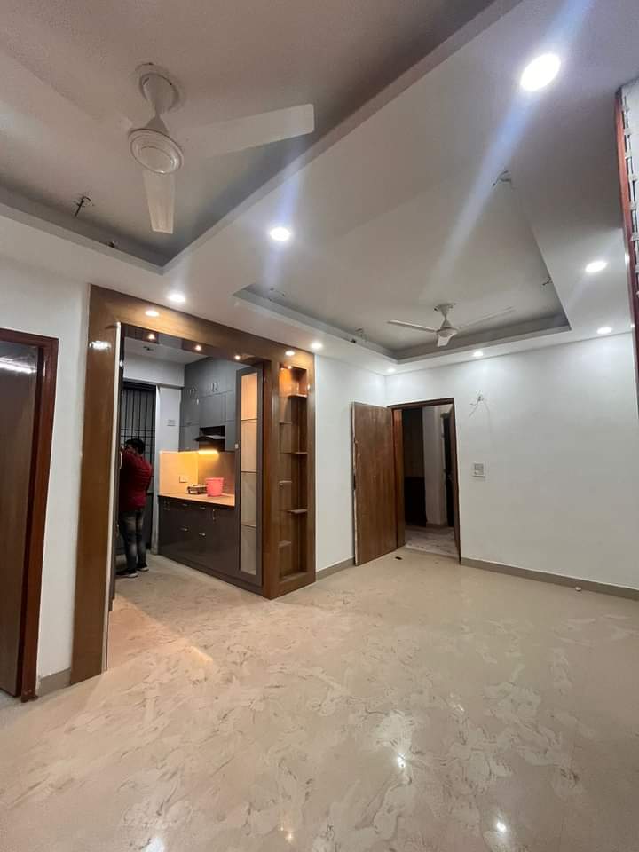 3 BHK + Pooja Room Apartment For Sale in Express Zenith