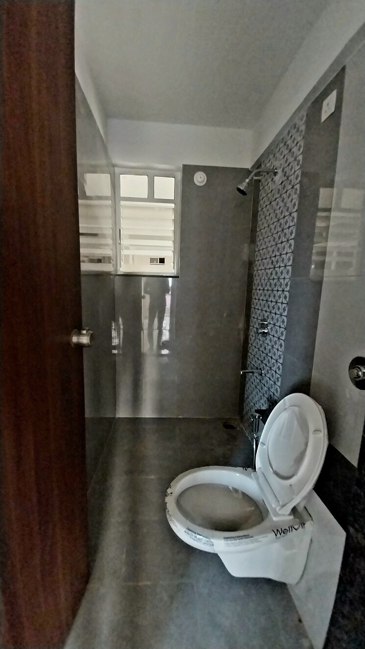 Bathroom, parklane-lifeseasons 2 Bedroom 750 Sq.Ft. Apartment In Dhanori Pune 7746508