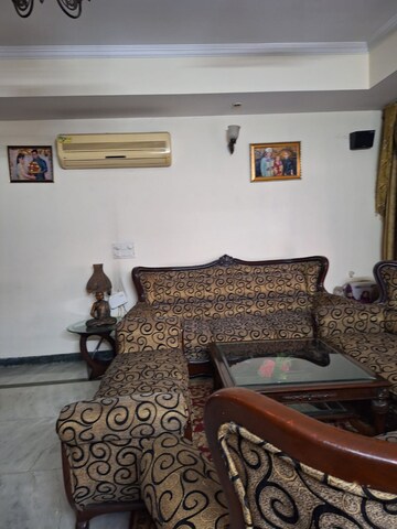 Living Room in 5 BHK Independent House at Palam Vihar Residents Association, Palam Vihar – for Sale