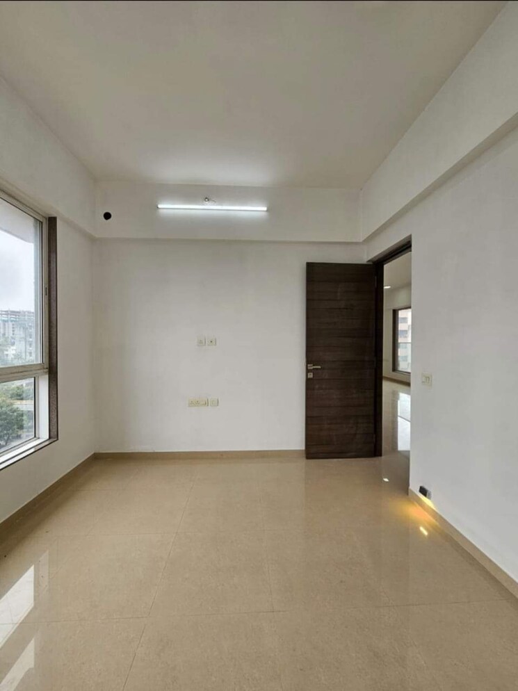 Room, giriraj-apartments 2.5 Bedroom 1250 Sq.Ft. Apartment In Altamount Road Mumbai 7746684