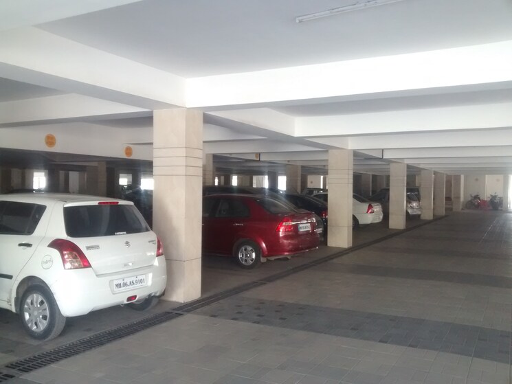  Parking, regency-crest 3 Bedroom 2000 Sq.Ft. Apartment In Kharghar Navi Mumbai 7746686