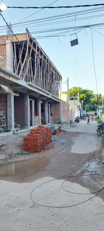 3 BHK Villa – Exterior View View at Chinhat - for Sale