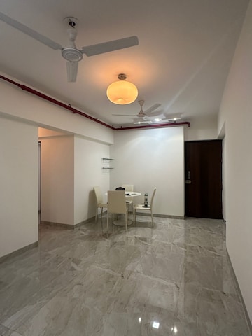 Room in 2 BHK Apartment at Andheri West – for Sale