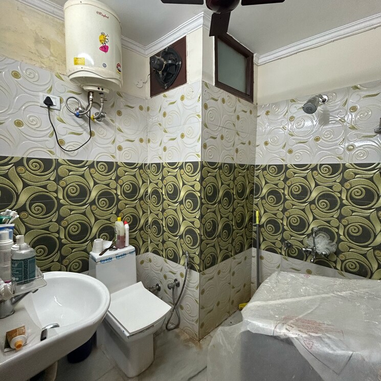 Attached Bathroom, kotla mubarakpur 2 Bedroom 800 Sq.Ft. Builder Floor In Kotla Mubarakpur Delhi 7747132