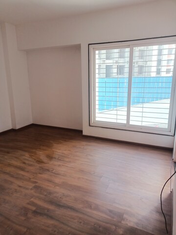 Room in 3 BHK Apartment at Mihan – for Sale