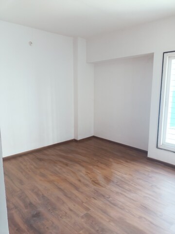 Room in 3 BHK Apartment at Mihan – for Sale