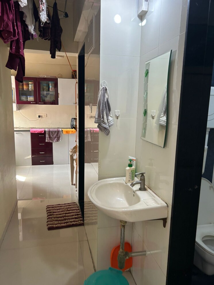 Bathroom, chinar-apartment-5 1 Bedroom 508 Sq.Ft. Apartment In Vasant Vihar Thane 7731268