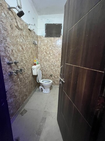 Bathroom in 2 BHK Builder Floor at Dwarka Mor – for Rent