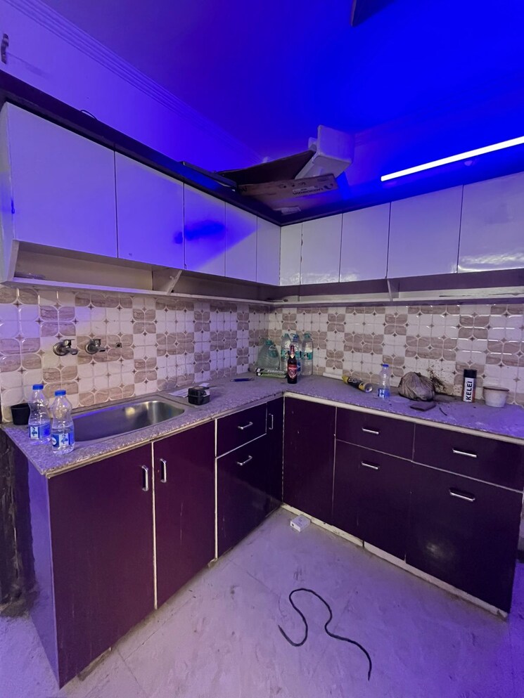 Kitchen, dwarka mor 2 Bedroom 450 Sq.Ft. Builder Floor In Dwarka Mor Delhi 7747455
