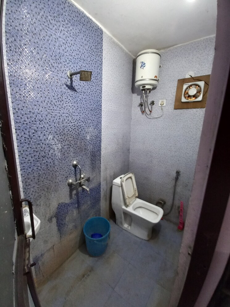 Bathroom, om-sai-katraj 3 Bedroom 1789 Sq.Ft. Apartment In Katraj Pune 7747861