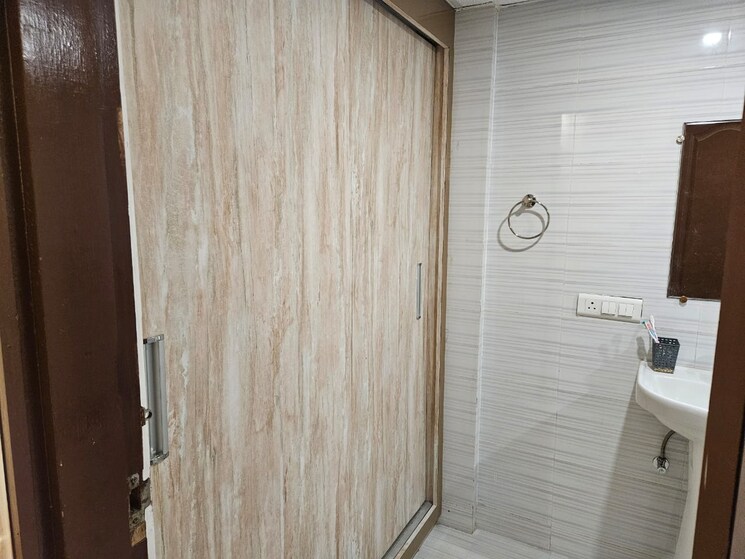 Bathroom, rohtas-plumeria 3.5 Bedroom 1890 Sq.Ft. Independent House In Gomti Nagar Lucknow 7748036