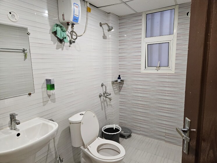 Bathroom, rohtas-plumeria 3.5 Bedroom 1890 Sq.Ft. Independent House In Gomti Nagar Lucknow 7748036