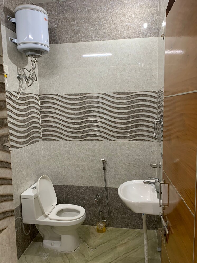 Bathroom, marvel-isola 3 Bedroom 2360 Sq.Ft. Apartment In Mohammadwadi Pune 7748047