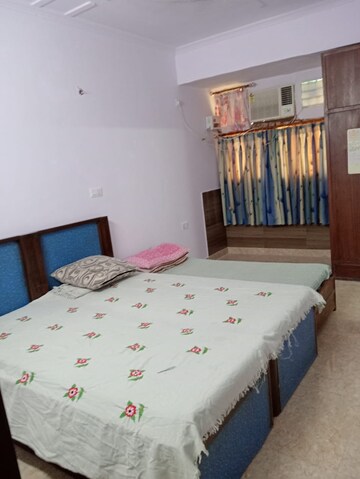 रेसिडेंशियल फ्लैट वर्ग फुट फॉर रेंट इन सेक्टर 11 द्वारका दिल्ली  7748386