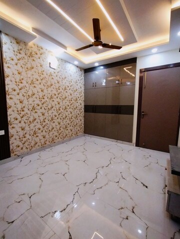 Bedroom in 3 BHK Builder Floor at Uttam Nagar West – for Sale