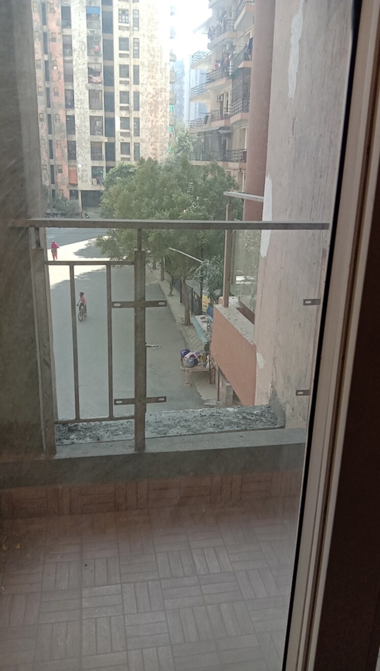 Balcony, nandini-metro-suites-bliss 3 Bedroom 1855 Sq.Ft. Apartment In Vaishali Sector 4 Ghaziabad 7748638