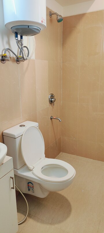 Bathroom in 4 BHK Apartment at Emaar Emerald Floors Premier, Sector 65 – for Sale