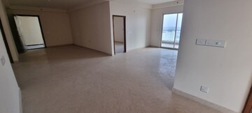 Room in 4 BHK Apartment at Aurobindo Kohinoor, Serilingampally – for Sale