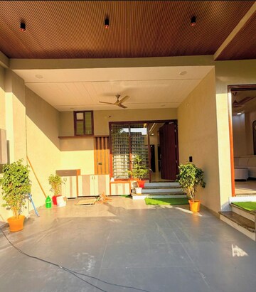 Parking in 4 BHK Villa at Ansal Sushant City, Nari Ka Bas – for Sale