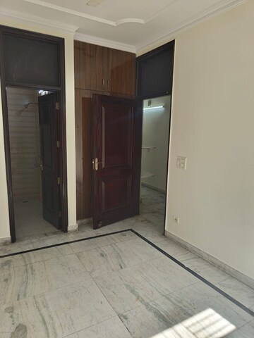 Room in 2 BHK Builder Floor at Lajpat Nagar ii – for Sale