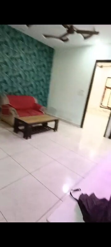Furnished Amenities in 2 BHK Builder Floor at Uttam Nagar – for Rent