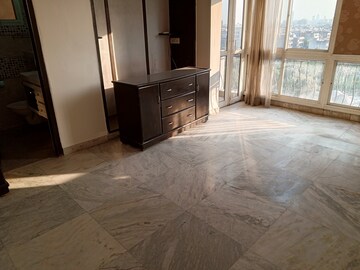 Room in 3.5 BHK Builder Floor at Ardee City, Sector 52 – for Sale