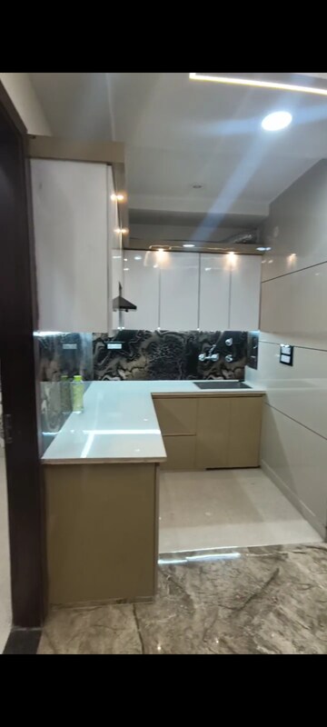 Kitchen in 2 BHK Builder Floor at Uttam Nagar – for Rent