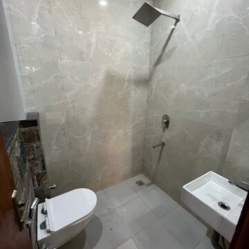 Bathroom in 2 BHK Builder Floor at Ansal Sushant Lok I, Sushant Lok I – for Rent