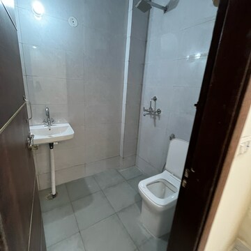 Bathroom in 1 BHK Builder Floor at Ansal Sushant Lok I, Sushant Lok I – for Rent