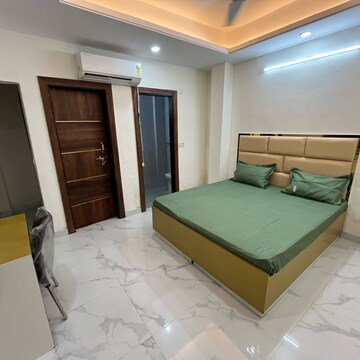 Bedroom in 1 BHK Builder Floor at Ansal Sushant Lok I, Sushant Lok I – for Rent