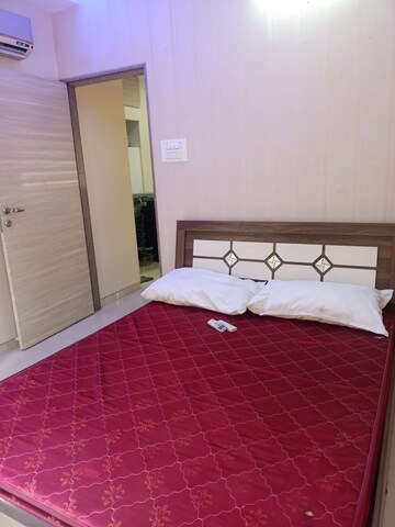 2 BHK Apartment For Sale in Colaba