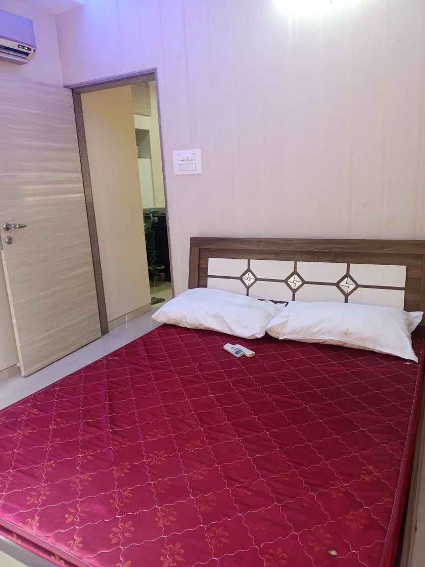 2 BHK + Extra Room Apartment For Sale in Nice Society 