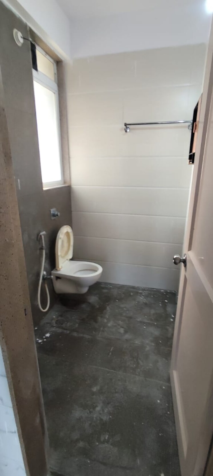 Bathroom, vijay-residency-thane 2 Bedroom 650 Sq.Ft. Apartment In Ghodbunder Road Thane 7750374