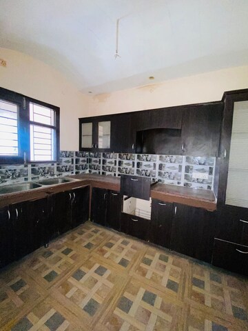 2 BHK Builder Floor For Rent in Sunny Enclave