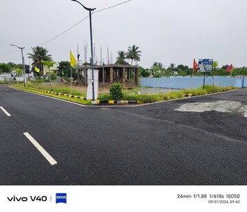  Plot – Garden View at Singhvi Garden, Kelambakkam - for Sale