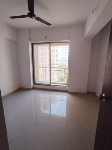 Room in 1 BHK Apartment at KIPL Morya, Kasarvadavali – for Sale