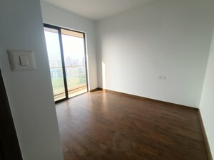 Room in 2 BHK Apartment at Risland The Icon, Dhokali – for Rent