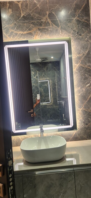 Furnished Amenities in 4 BHK Builder Floor at Bestech Center Point, Sushant Lok I – for Sale