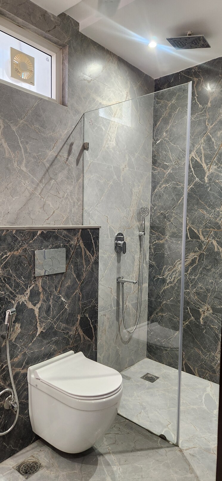 Bathroom, bestech-center-point 4 Bedroom 2700 Sq.Ft. Builder Floor In Sushant Lok I Gurgaon 7751124