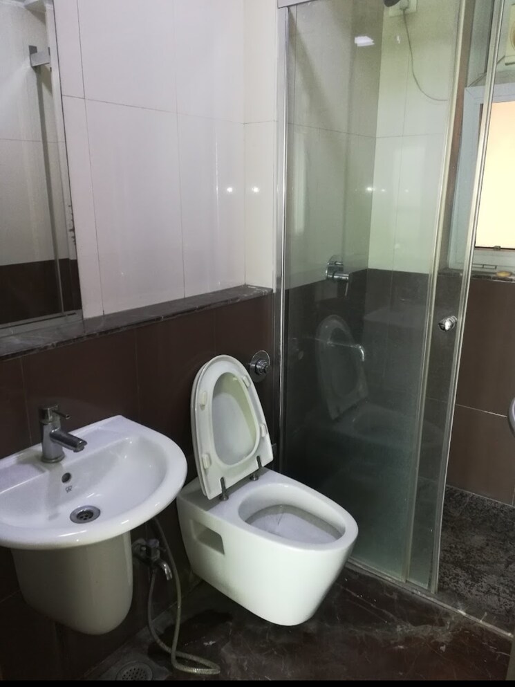 Bathroom, jp-decks 2 Bedroom 1200 Sq.Ft. Apartment In Goregaon East Mumbai 7751146