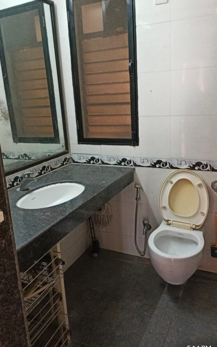 Bathroom, goyal-lakshchandi-heights 2 Bedroom 1150 Sq.Ft. Apartment In Goregaon East Mumbai 7751162