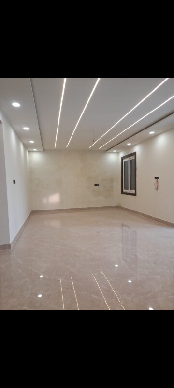 Room in 6+ BHK Villa at Gomti Nagar – for Sale