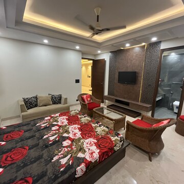 Bedroom in 4 BHK Builder Floor at Ansal Sushant Lok I, Sushant Lok I – for Rent