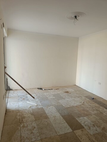 Room in 3 BHK Apartment at Cosmos Express 99, Sector 99 – for Sale