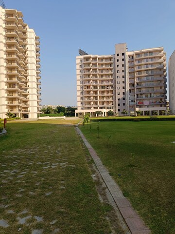 3 BHK Apartment – Exterior View View at Cosmos Express 99, Sector 99 - for Sale