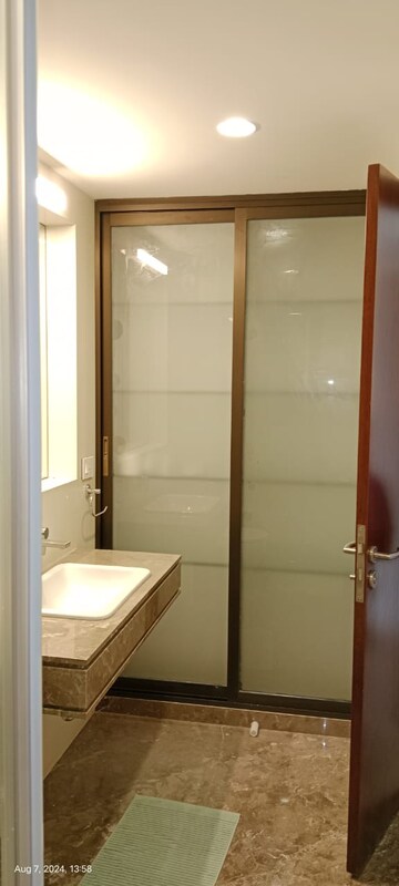 Bathroom in 4 BHK Apartment at Raiaskaran Parthenon, Andheri West – for Rent